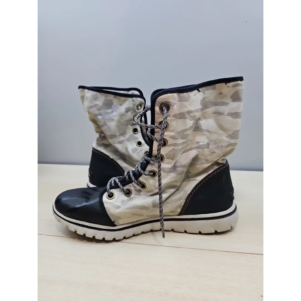 Sorel Winter Snow Boots Camo Womens Size 10.5‎ NL2361-125 White Black Waterproof